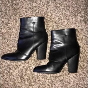 Black Heel Boots